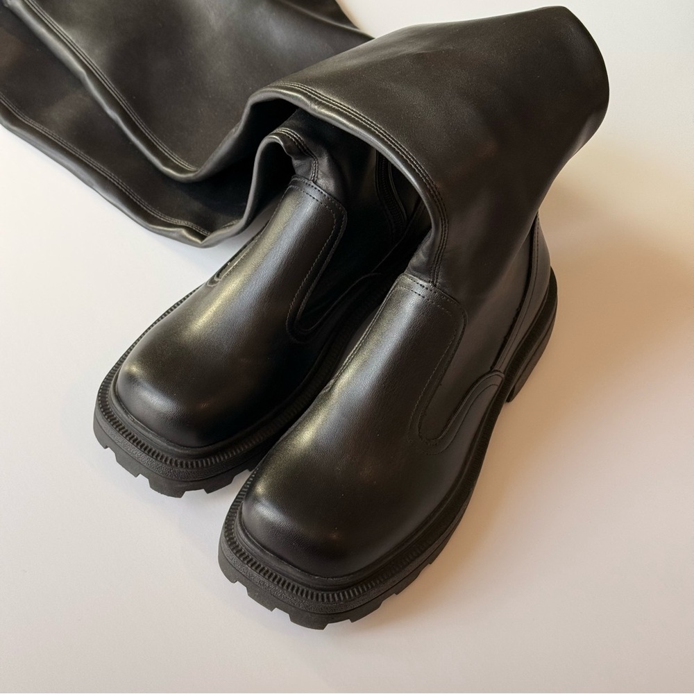 Black Over-the-Knee Leather Boots, size:38 (7,5), new with out box